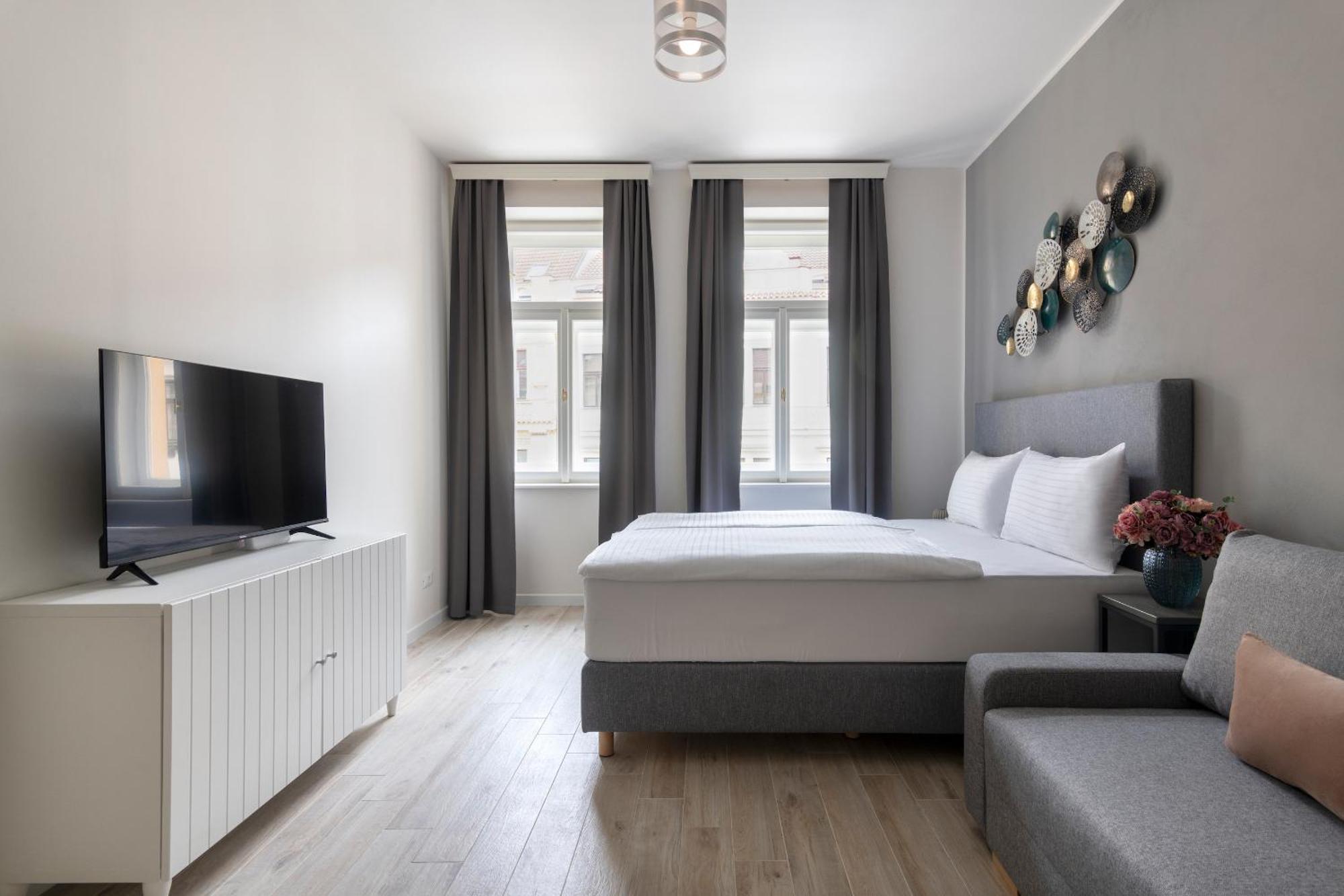 Kinsky Garden Apartments And Suites Praag Buitenkant foto