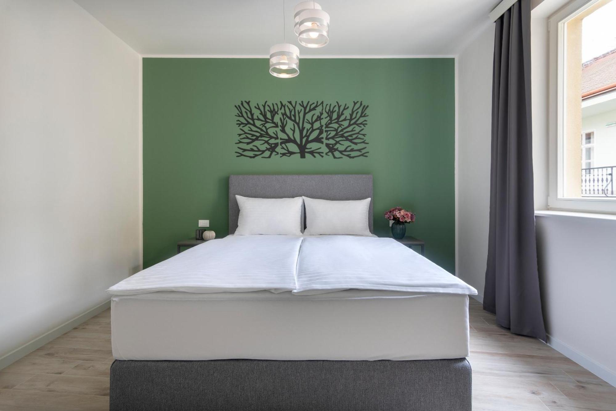 Kinsky Garden Apartments And Suites Praag Buitenkant foto